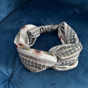 blue patterened tie knot headband